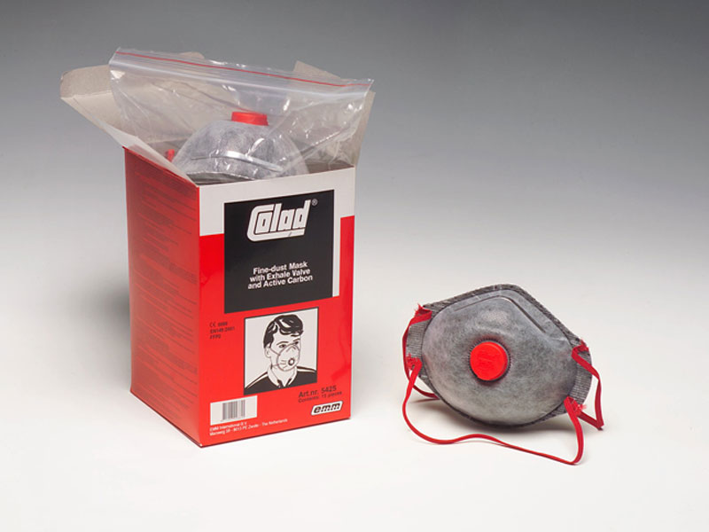 5425 Colad Fine Dust Mask with Exhale Valve and Action Carbon Colad Fine Dust Mask with Exhale Valve & Active Carbon