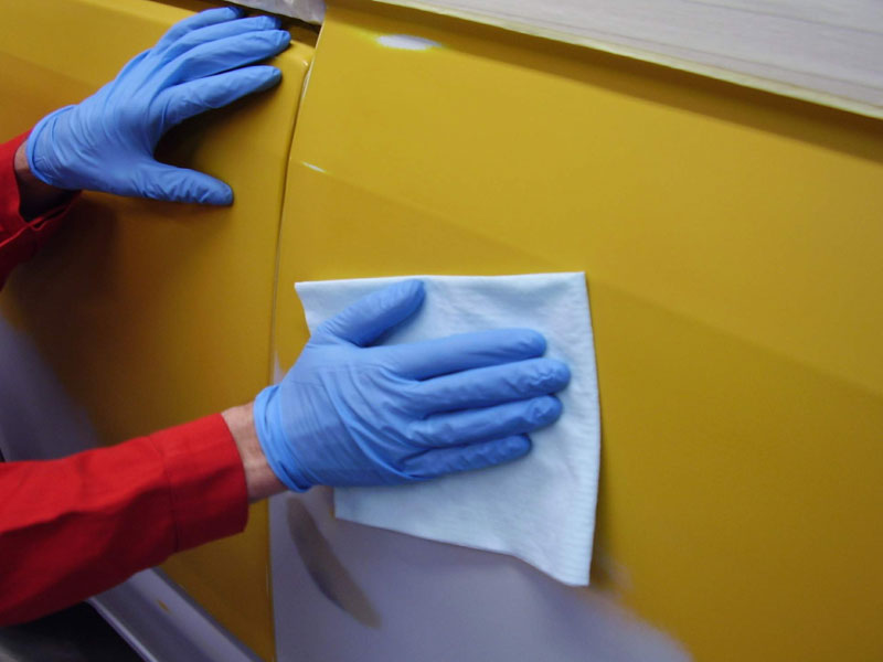 Colad Degreasing Wipes – Application B12686589 Colad Degreasing Wipes Colad Degreasing Wipes – Application